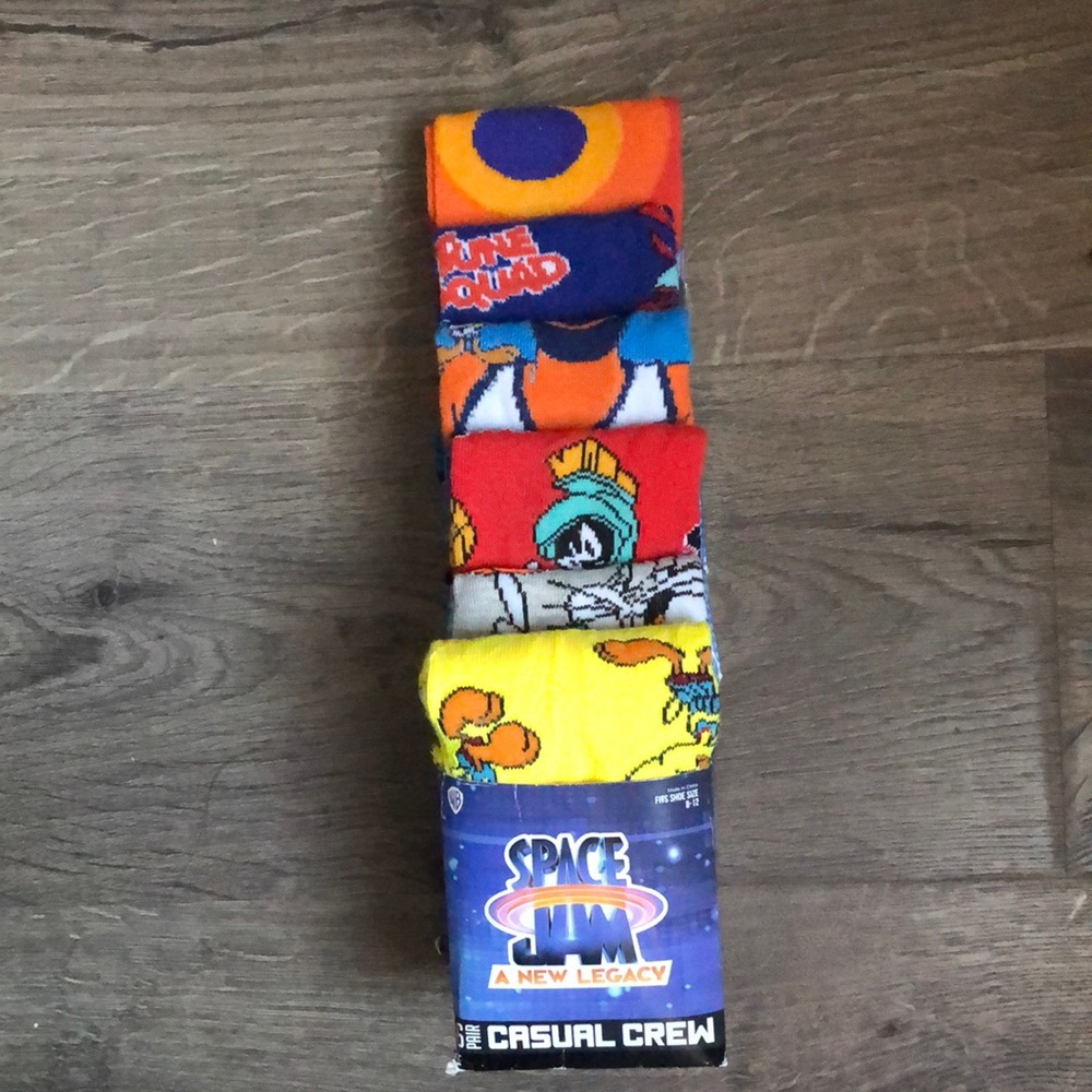 NWT Space Jam A NEW LEGACY socks